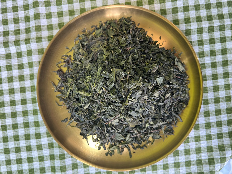 چای سبز بهاره لاهیجان